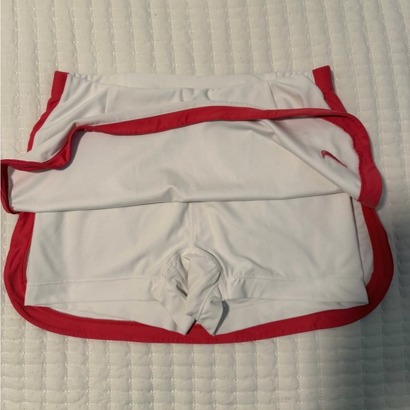 Nike White Skirt with Red Detail - Picture 2 of 4